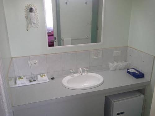 Jane Eliza Motor Inn Swan Hill Bagian luar foto