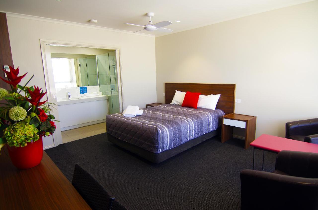 Jane Eliza Motor Inn Swan Hill Bagian luar foto